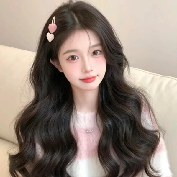 2025 女生髮型推薦 13:慵懶捲
