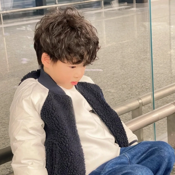 男孩髮型 8:羊毛卷