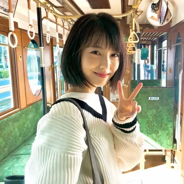 齊瀏海短髮