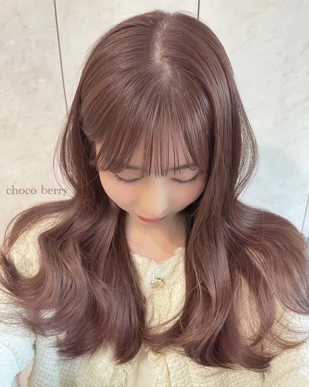 2025 秋冬髮色推薦：霧感莓可可（Berry Cocoa Mist）