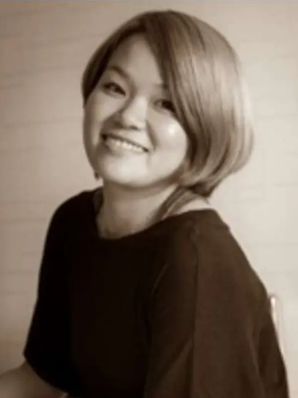 全方位大灣店設計師 Ella