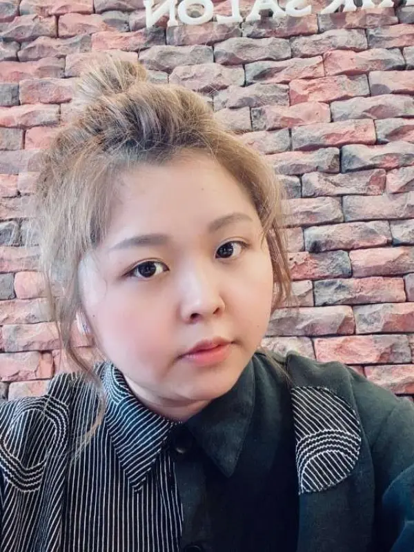 全方位大灣店設計師 小靜