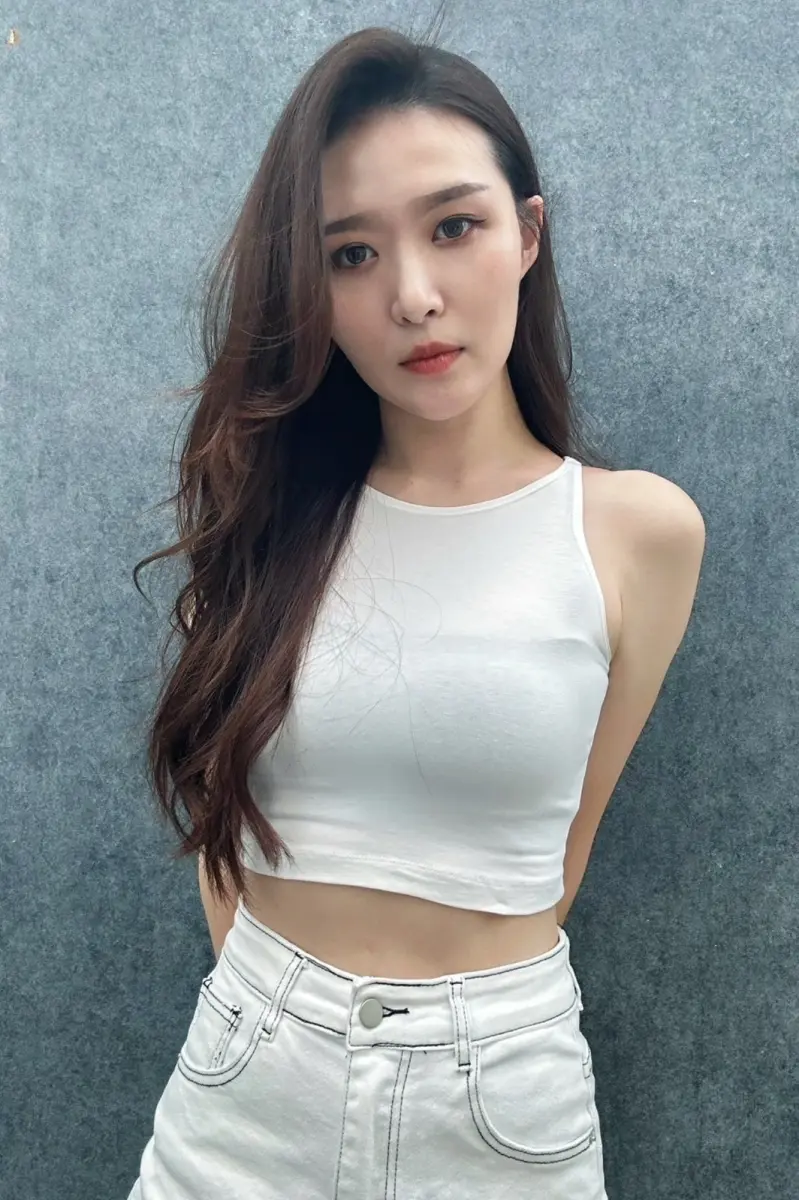 全方位東寧店設計師 Mina