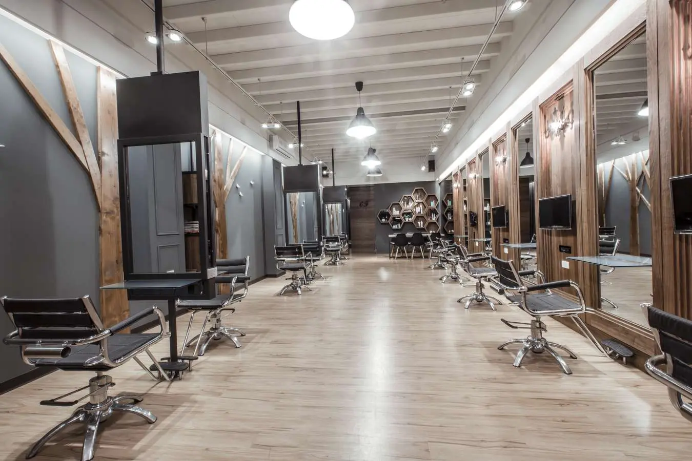 全方位台南大灣店